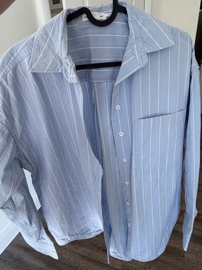 Good American Light Blue & White Striped Button-Down Shirt